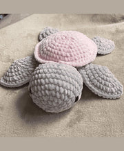 Baby Turtle Crochet Pattern — Clear Steps & Minimal Sewing